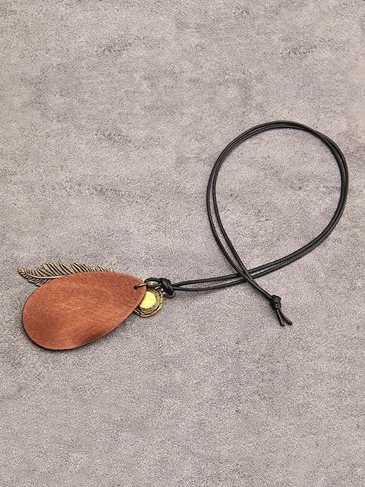 Leather Necklace for Women Boho Choker Necklace Long Cord Leather Pendant Bohemian Neckalce Vintage Alloy Pendant Leather Rope Necklace Wooden Necklaces for Women