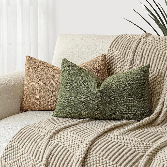 Foindtower Textured Boucle Throw Pillow Covers Accent Solid Lumbar Pillow Cases Cozy Soft Decorative Couch Cushion Case for Chair Sofa Bedroom Living Room Home Decor, 12 x 20 Inch,Green