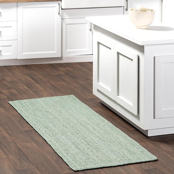 Nuloom Rigo Green, 2'6" x 6', Handmade, Jute, Soft and Textured, High Traffic, Stain Resistant, Easy Clean, Durable Runner for Bedroom, Living Room, Dining Space, Den, Foyer, Entryway
