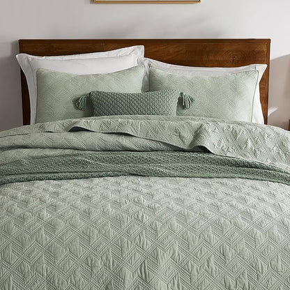 WDCOZY 100% Cotton Queen Size Quilt Set - Sage Green Pre-Washed Soft Lightweight Modern Bedspread, Farmhouse Country Rustic Coverlet, Textured Like Linen, Shabby Chic Gauze Bedding, 3 Pieces