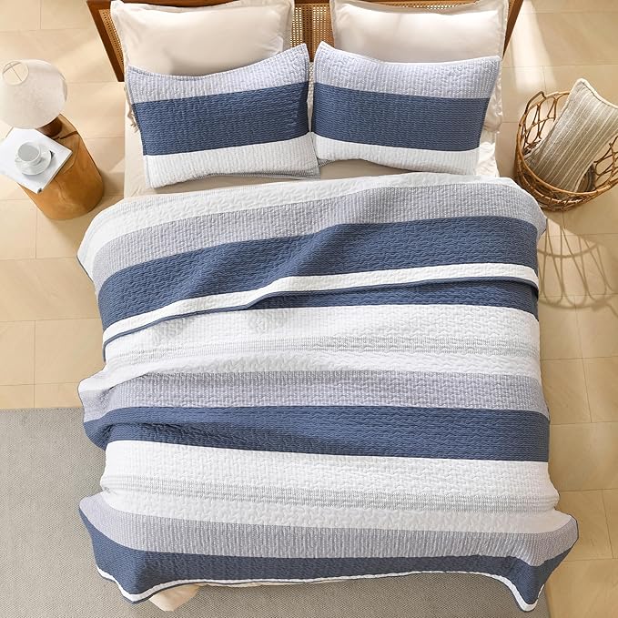 Litanika Quilt King Size Mineral Blue, Stripe Patchwork Summer Bedspread Coverlet 3 Pieces, Soft Lightweight Microfiber Quilted Bedding Set for All Season(1 Quilt, 2 Pillowcases)