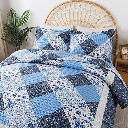 HoneiLife Quilt Set King Size - 3 Piece Microfiber Quilts Reversible Bedspreads Patchwork Coverlets Floral Bedding Set All Season Quilts with Blue and White Porcelain Pattern