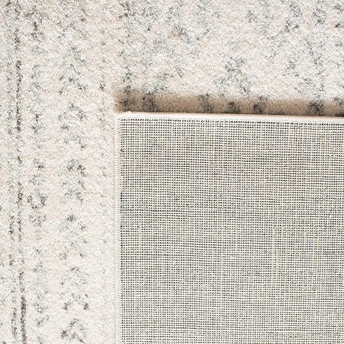 SAFAVIEH Tulum Collection Area Rug - 8' Round, Ivory & Grey, Moroccan Boho Tribal Design, Non-Shedding & Easy to Clean, Ideal for Living Room, Bedroom, Dining Space (TUL272A)