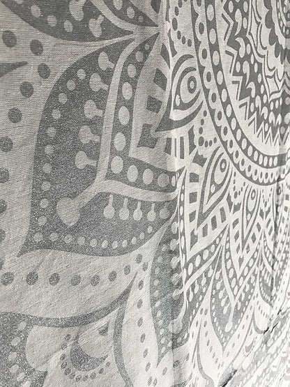 raajsee Metallic Silver Tapestry Grey Mandala Wall Hangings, Indian cotton Beach Throw Blanket, Hippie Tapestries Boho Decor,Twin Bedspread 52x82 inches Yoga Mat Rugs