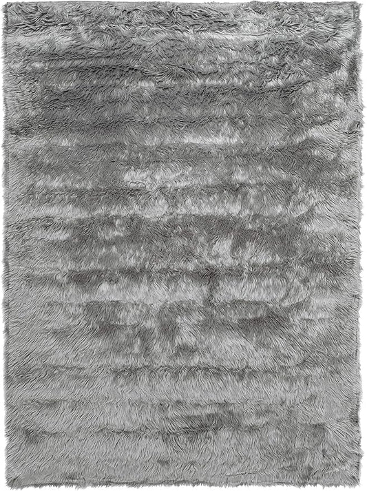 SAFAVIEH Faux Sheep Skin Collection 4' x 6' Grey FSS235D Silken Glam 2.35-inch Thick Area Rug