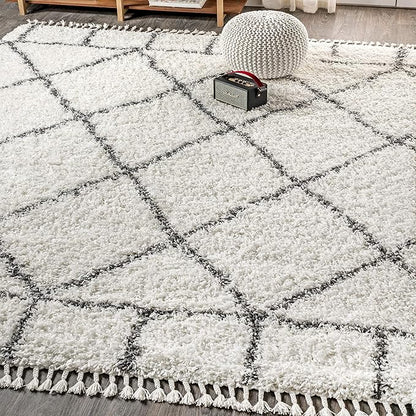 JONATHAN Y Mercer Shag Plush Tassel Ivory/Gray Indoor Area Rug, 4x6, Moroccan Geometric Trellis, Easy-Cleaning for Living Room, Bedroom, Kitchen, Pet Friendly, Non-Shedding (MCR101B-4)
