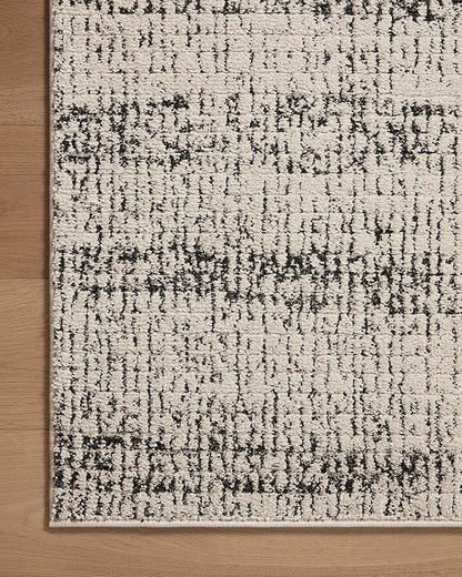 Loloi Darby Collection DAR-02 Oatmeal/Charcoal 6'-7" x 9'-3" Area Rug