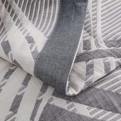 NTBAY 3 Layers Cotton Muslin 106x92 King Bed Blanket, Super Soft Breathable Thermal Yarn Dyed Quilt for Adults, Perfect Lightweight Blanket for Couch Sofa Bed All Seasons, Grey Wave
