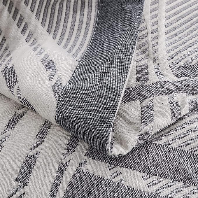 NTBAY 3 Layers Cotton Muslin 88x92 Queen Bed Blanket, Super Soft Breathable Thermal Yarn Dyed Quilt for Adults, Perfect Lightweight Blanket for Couch Sofa Bed All Seasons, Grey Wave