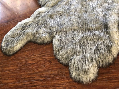 LAMBZY Faux Sheepskin Hypoallergenic,Super Soft Faux Bear Skin Silky Shag Rug (6'x9', White with Black Tips)