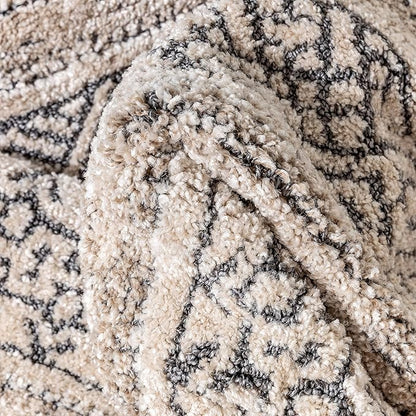 Well Woven Francesca Beige Tribal Geometric Distressed High-Lo Pile (2'7" x 9'10") Runner Rug