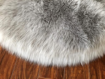 Free Shape Luxury Soft Fluffy Shag Area Rug Sexto 6 Pelts 6'x6',180x180 cm - Vegan Fur Ultra Soft Indoor Carpet Nursery Rugs for Bedroom Home Decor, Grey