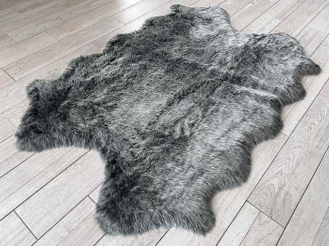 Free Shape Luxury Soft Fluffy Shag Area Rug Single Quarto 4 Pelts 4'x6',120x180 cm - Vegan Fur Ultra Soft Indoor Carpet Nursery Rugs for Bedroom Home Decor, Black with White Tips