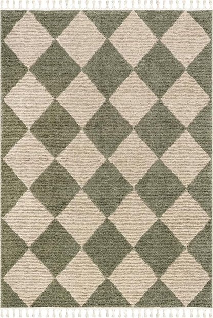 Nuloom Marissa Green/Ivory, 6'7" x 9', Diamond, Tassel, Soft and Cozy, High Traffic, Stain Resistant, Easy Clean, Durable Area Rug for Bedroom, Living Room, Dining Space, Den, Foyer, Entryway