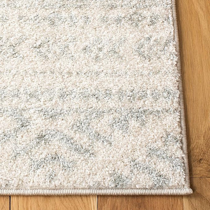 SAFAVIEH Tulum Collection Area Rug - 5'3" x 7'6", Ivory & Light Grey, Moroccan Boho Tribal Design, Non-Shedding & Easy to Clean, Ideal for Living Room, Bedroom, Dining Space (TUL272G)