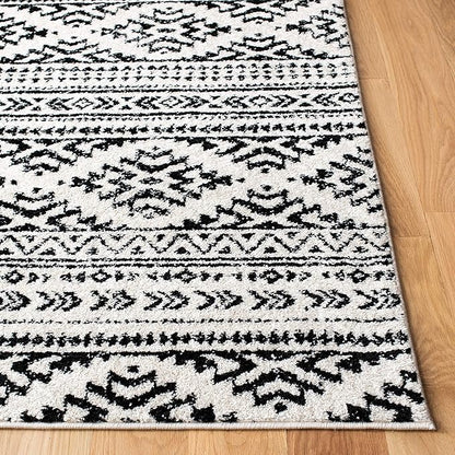 SAFAVIEH Tulum Collection Area Rug - 5' Square, Ivory & Black, Moroccan Boho Tribal Design, Non-Shedding & Easy to Clean, Ideal for Living Room, Bedroom, Dining Space (TUL272B)