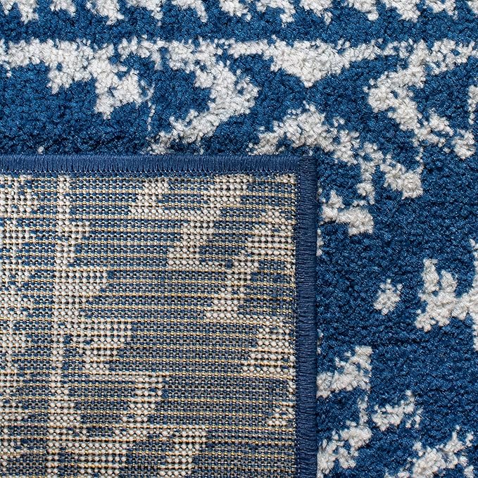 SAFAVIEH Area Rug 3x5 - Tulum Collection - Navy & Ivory, Moroccan Boho Tribal Design, Non-Shedding & Easy to Clean, Ideal for Entryway, Foyer, Accent Space, Bedroom (TUL272N)