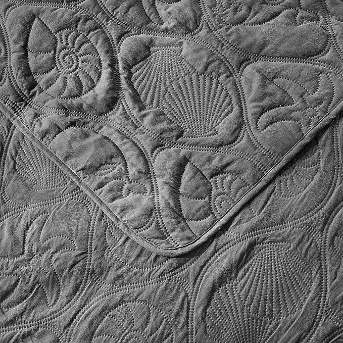 Pure Bedding Quilt Set Full/Queen Size Dark Grey - Oversized Bedspread - Soft Microfiber Coverlet for All Season - Includes 1 Quilt and 2 Shams, Ocean Star Pattern