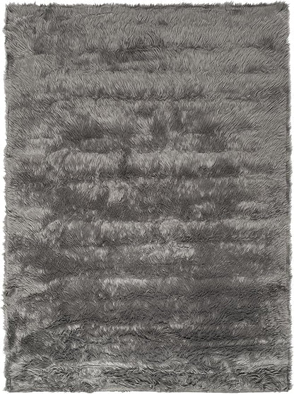 SAFAVIEH Faux Sheep Skin Collection 4' x 6' Grey FSS235D Silken Glam 2.35-inch Thick Area Rug