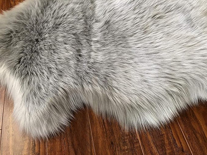 Free Shape Luxury Soft Fluffy Shag Area Rug Sexto 6 Pelts 6'x6',180x180 cm - Vegan Fur Ultra Soft Indoor Carpet Nursery Rugs for Bedroom Home Decor, Grey