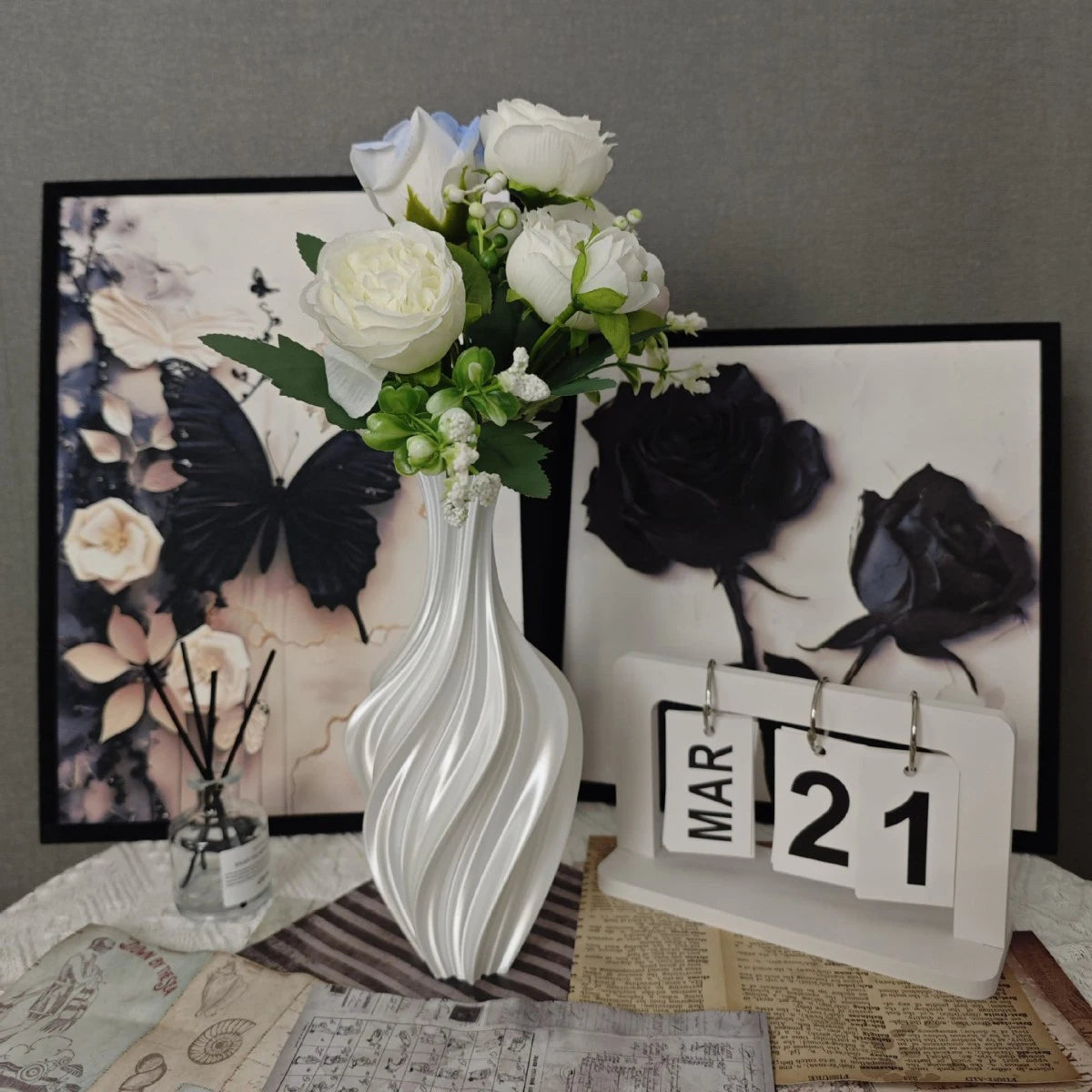1PC Abstraction Plastic Vase For Home Living Room Office Flower Arrangement Decoration Crafts Wedding Table Centerpiece Vase