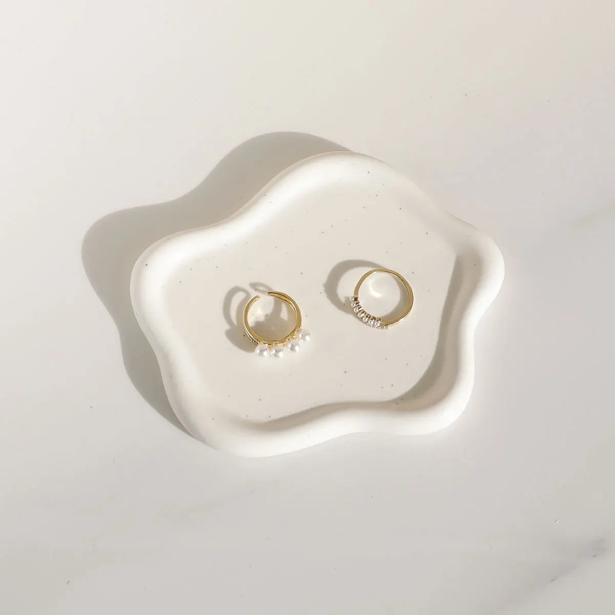 Ceramic Jewelry Dish for Women, Jewelry Tray Trinket Dish, Cloud Tray , Watch Keys Tray Ring Dish Holder for Christmas Gift